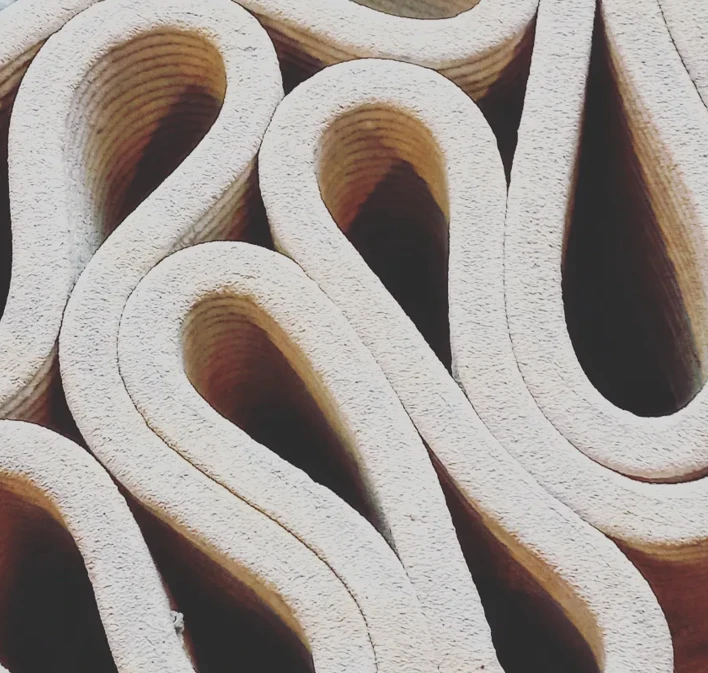 Contoured hollow elements