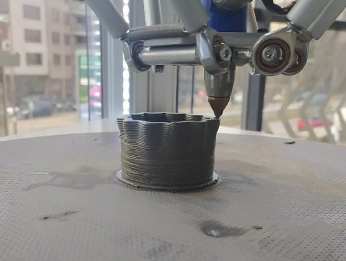 Material deposition with a machine head